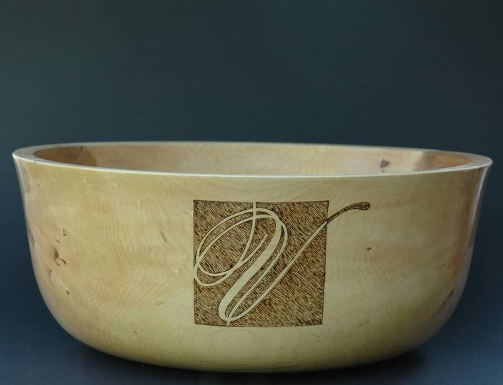 Large Velvet Glove Salad Bowl